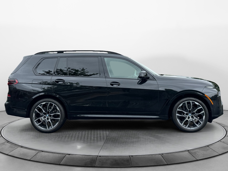 5UX33EM01V9469952 2027 BMW X7 M60i