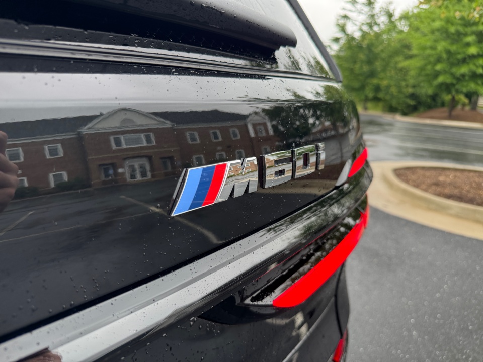5UX33EM01V9469952 2027 BMW X7 M60i