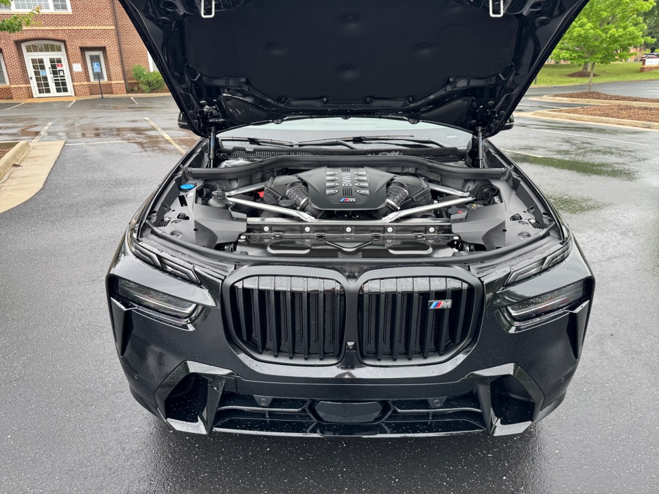5UX33EM01V9469952 2027 BMW X7 M60i