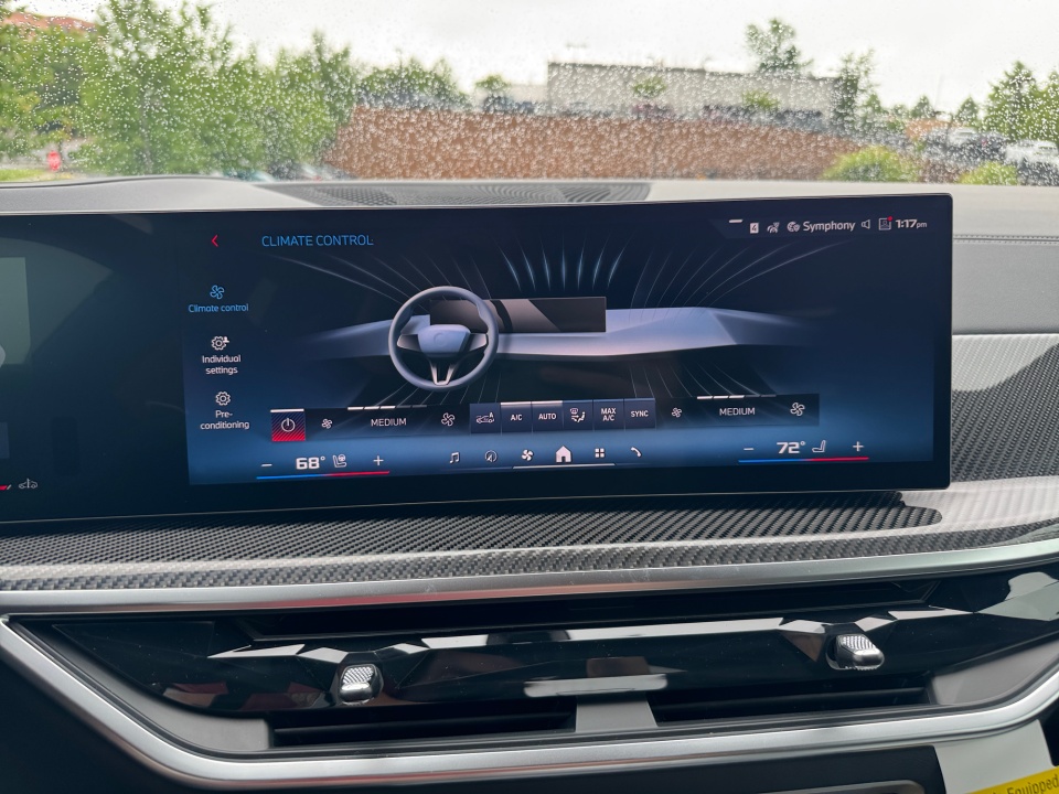 5UX33EM01V9469952 2027 BMW X7 M60i