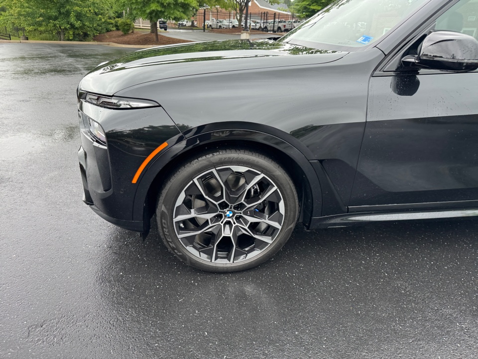 5UX33EM01V9469952 2027 BMW X7 M60i