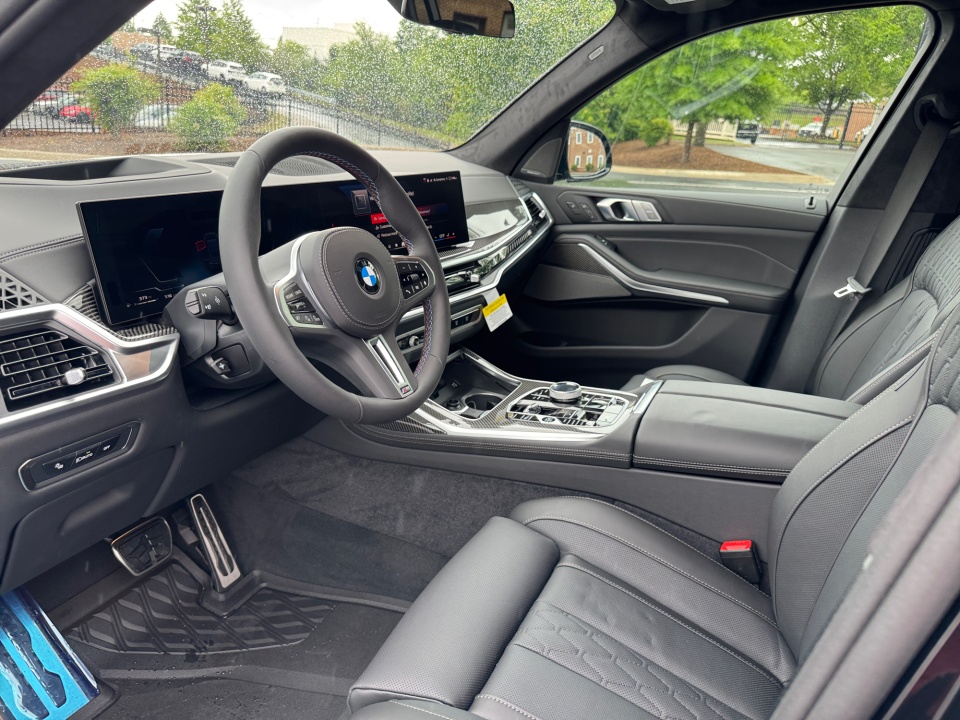 5UX33EM01V9469952 2027 BMW X7 M60i