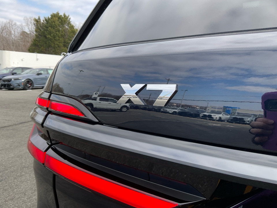 5UX33EM03T9349244 2026 BMW X7 M60i
