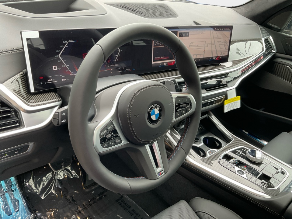 5UX33EM04T9346045 2026 BMW X7 M60i