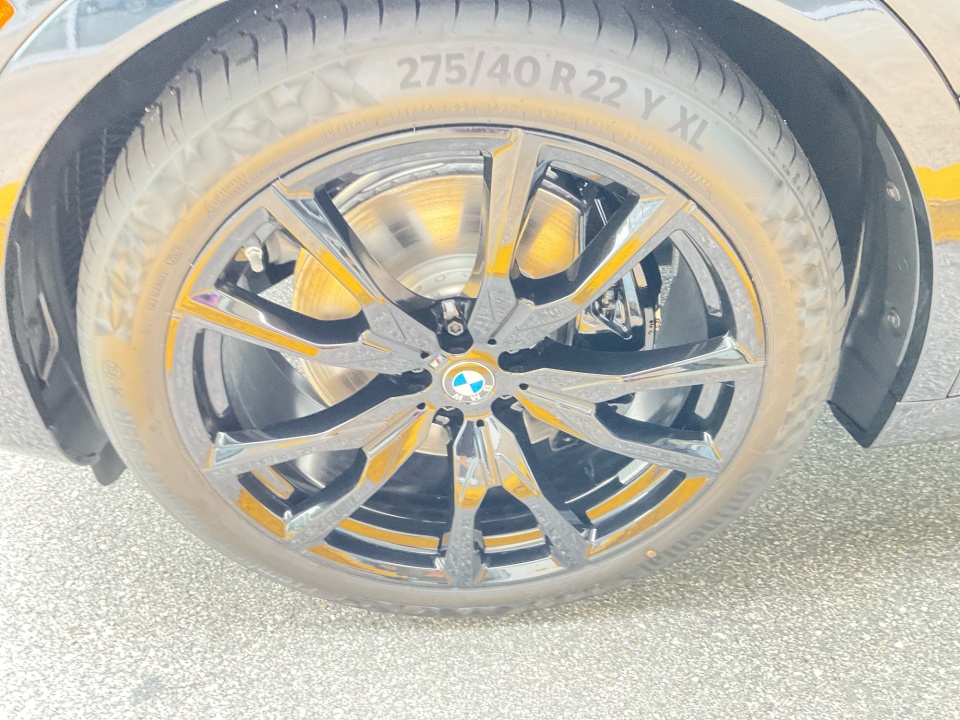 5UX33EM08V9546204 2027 BMW X7 M60i