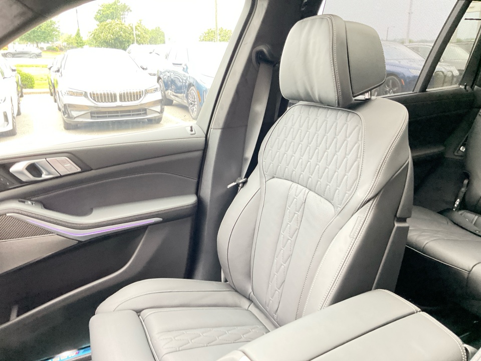5UX33EM08V9546204 2027 BMW X7 M60i