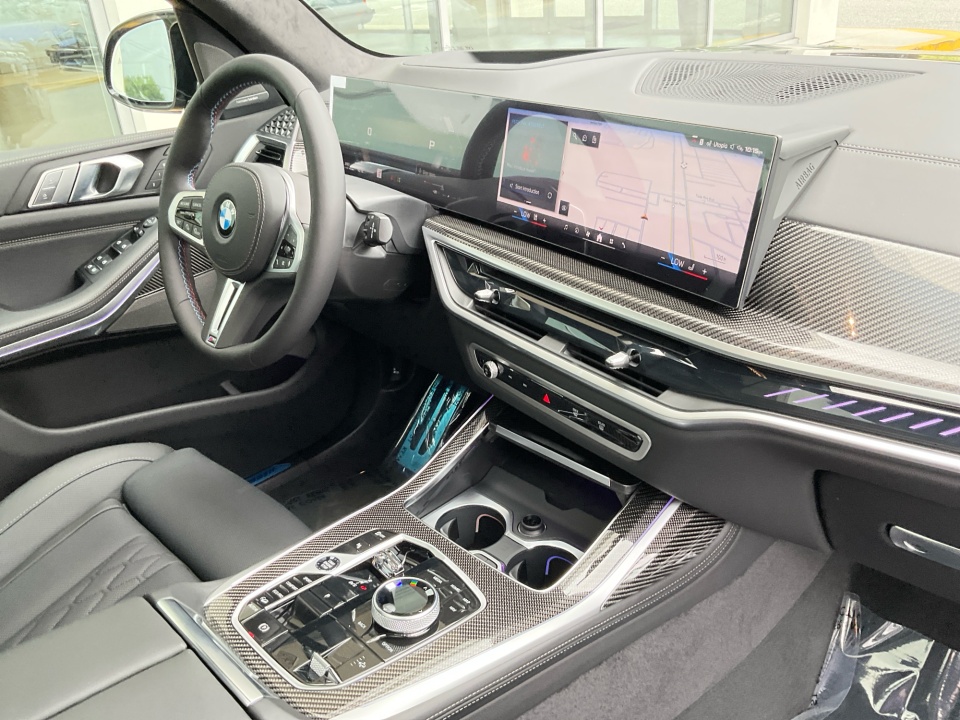 5UX33EM08V9546204 2027 BMW X7 M60i