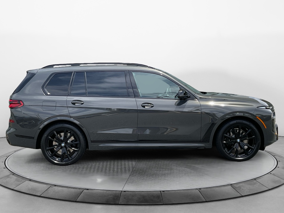 5UX33EM0XV9544292 2027 BMW X7 M60i