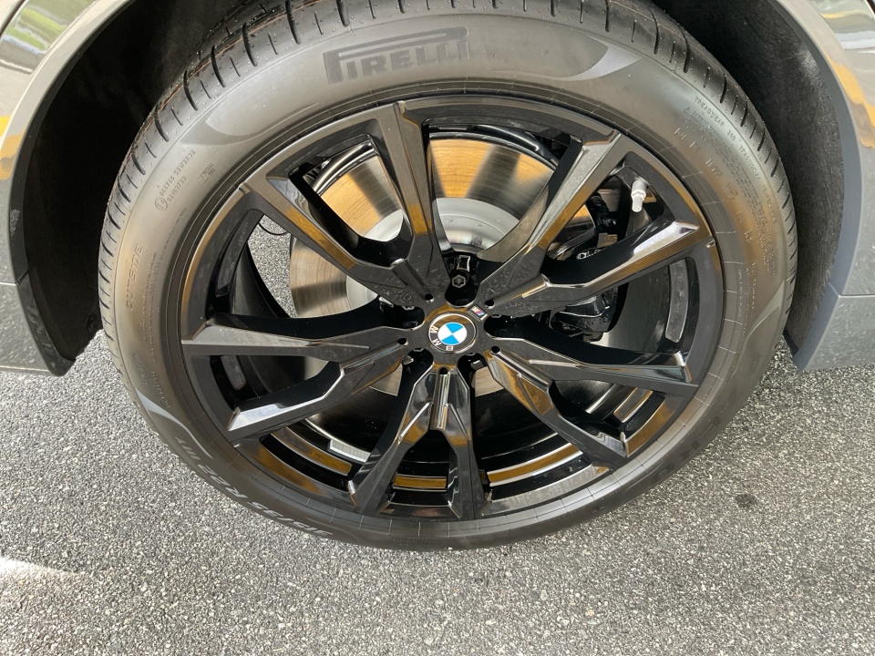 5UX33EM0XV9544292 2027 BMW X7 M60i