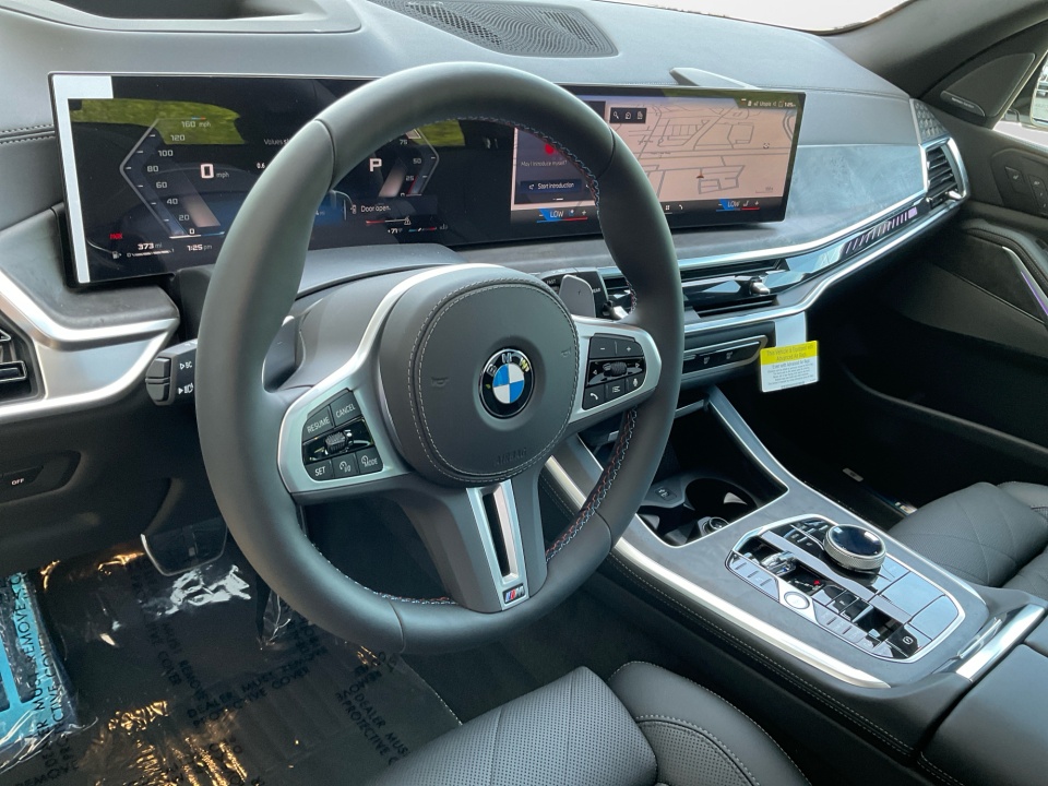 5UX33EU07T9384319 2026 BMW X5 M60i