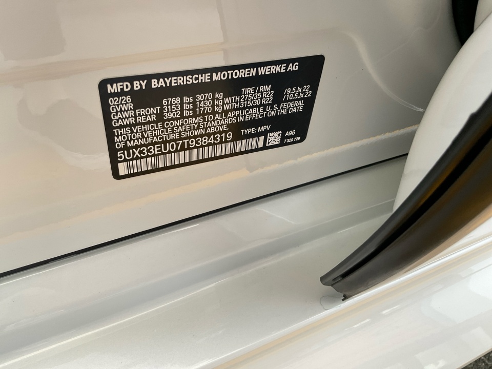 5UX33EU07T9384319 2026 BMW X5 M60i