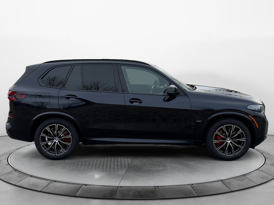 5UX33EU0XT9360399 2026 BMW X5 M60i