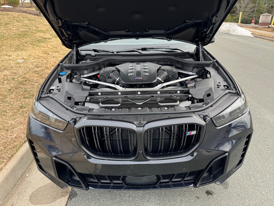 5UX33EU0XT9360399 2026 BMW X5 M60i