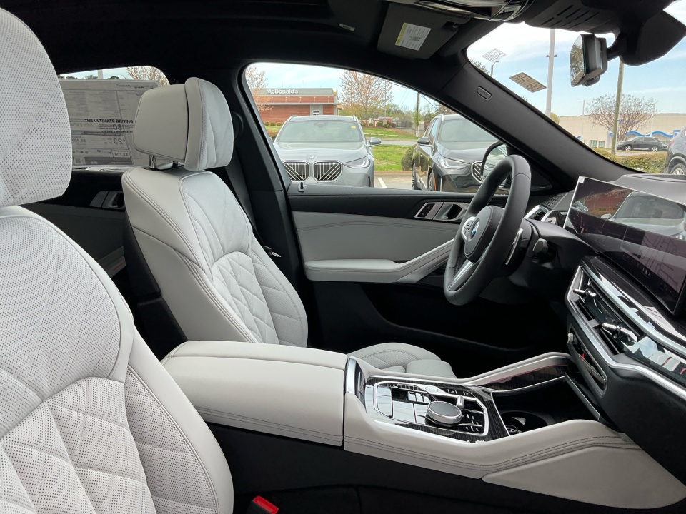 5UX33EX00T9409301 2026 BMW X6 xDrive40i