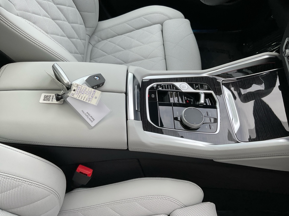 5UX33EX00T9409301 2026 BMW X6 xDrive40i