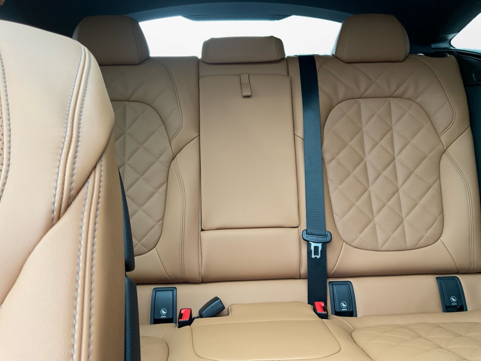 5UX33EX08T9377391 2026 BMW X6 xDrive40i