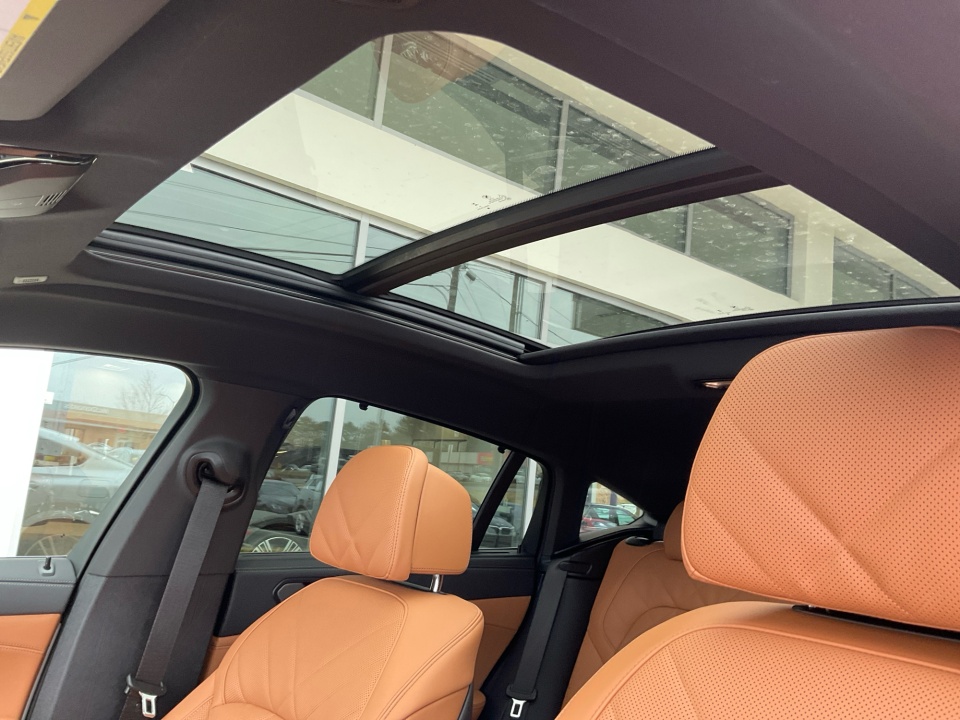 5UX33EX08T9377391 2026 BMW X6 xDrive40i