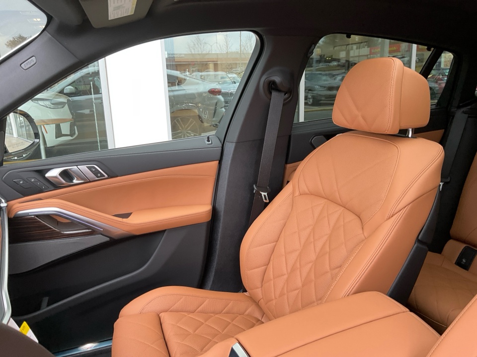 5UX33EX08T9377391 2026 BMW X6 xDrive40i