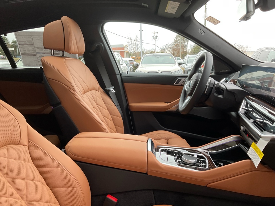 5UX33EX08T9377391 2026 BMW X6 xDrive40i