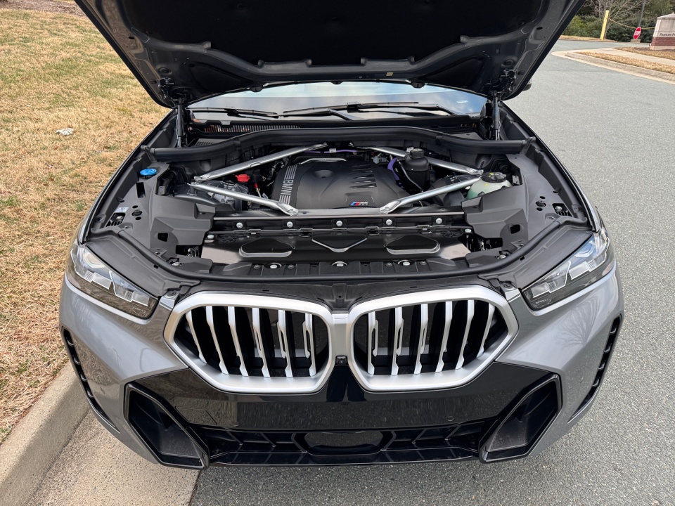 5UX33EX0XT9321565 2026 BMW X6 xDrive40i