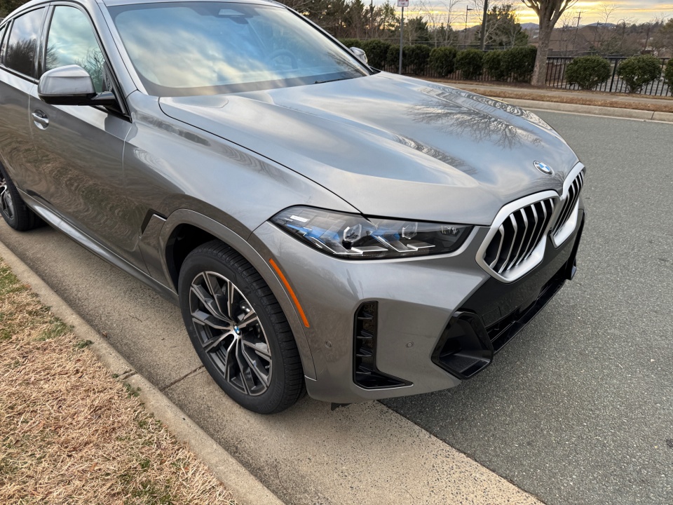 5UX33EX0XT9321565 2026 BMW X6 xDrive40i