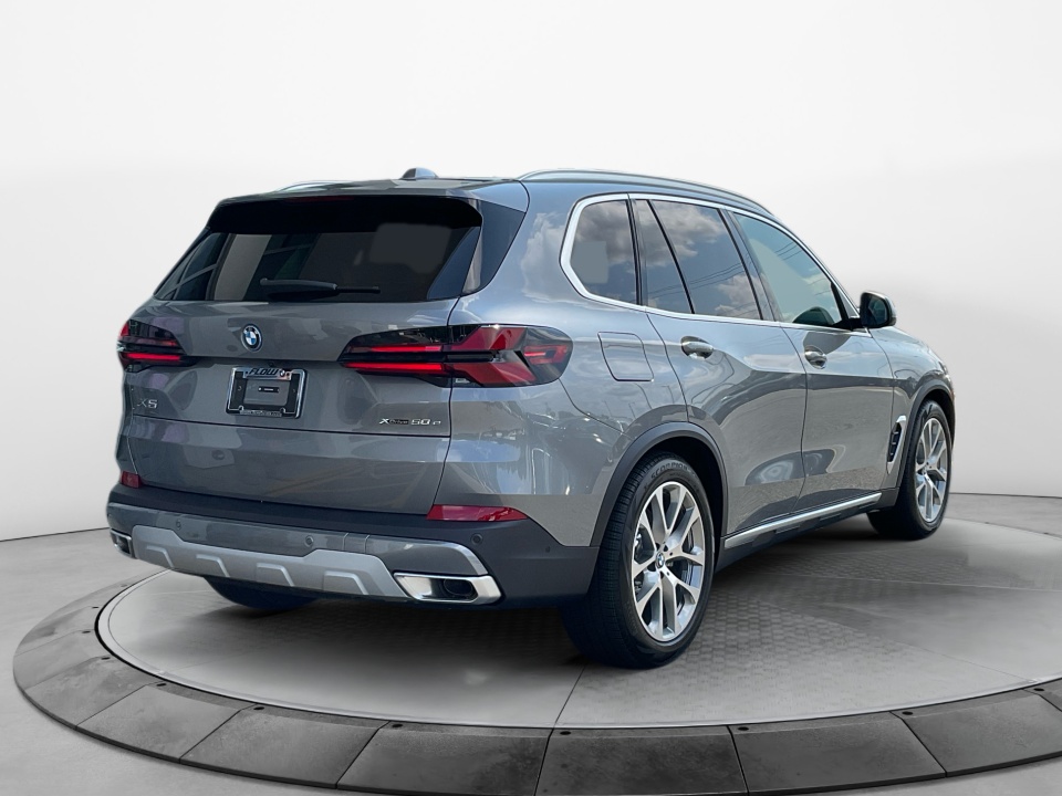 5UX43EU01T9513899 2026 BMW X5 PHEV xDrive50e