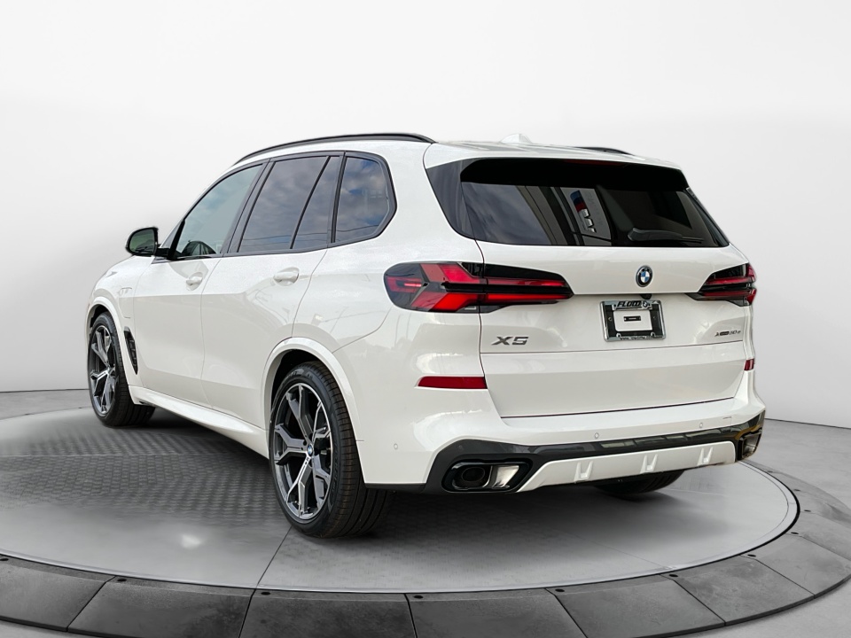 5UX43EU03T9353959 2026 BMW X5 PHEV xDrive50e