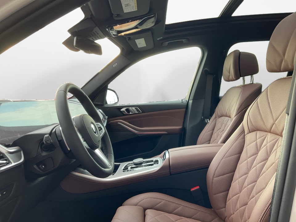 5UX43EU03T9353959 2026 BMW X5 PHEV xDrive50e