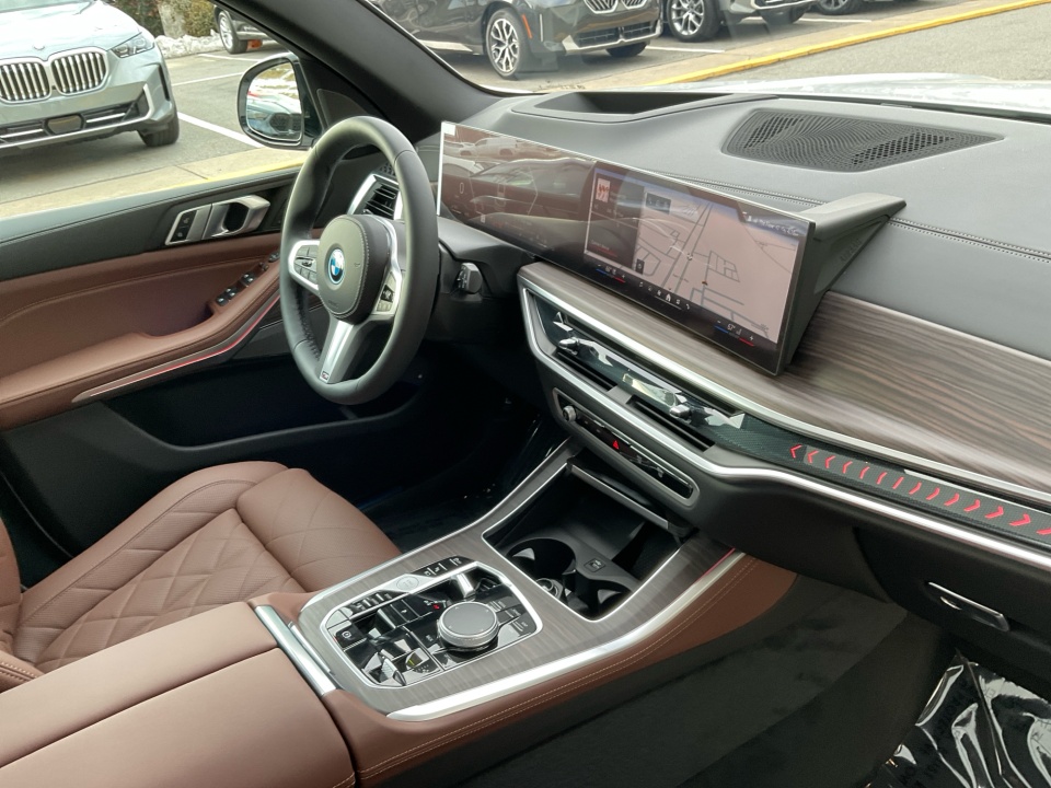 5UX43EU03T9353959 2026 BMW X5 PHEV xDrive50e