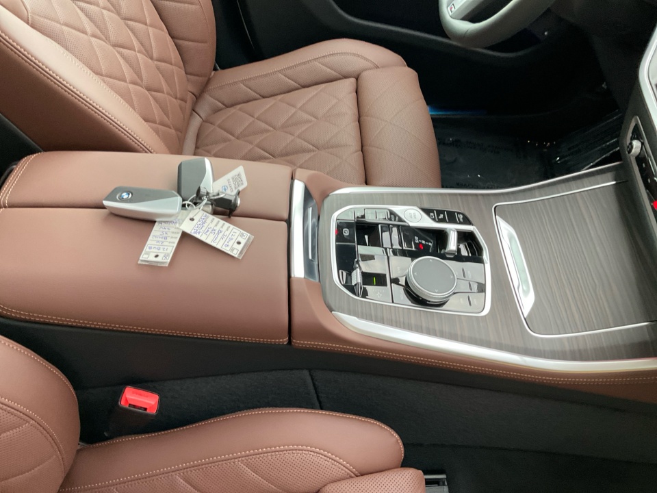 5UX43EU03T9353959 2026 BMW X5 PHEV xDrive50e