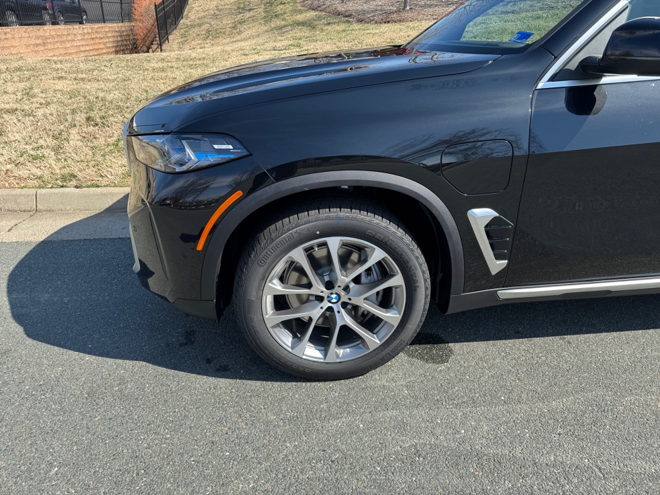 5UX43EU04T9383097 2026 BMW X5 PHEV xDrive50e