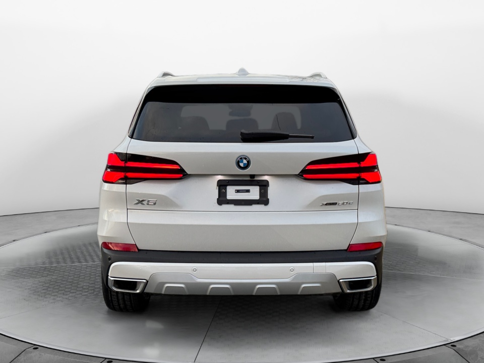 5UX43EU05T9303399 2026 BMW X5 PHEV xDrive50e