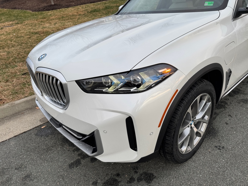 5UX43EU05T9303399 2026 BMW X5 PHEV xDrive50e