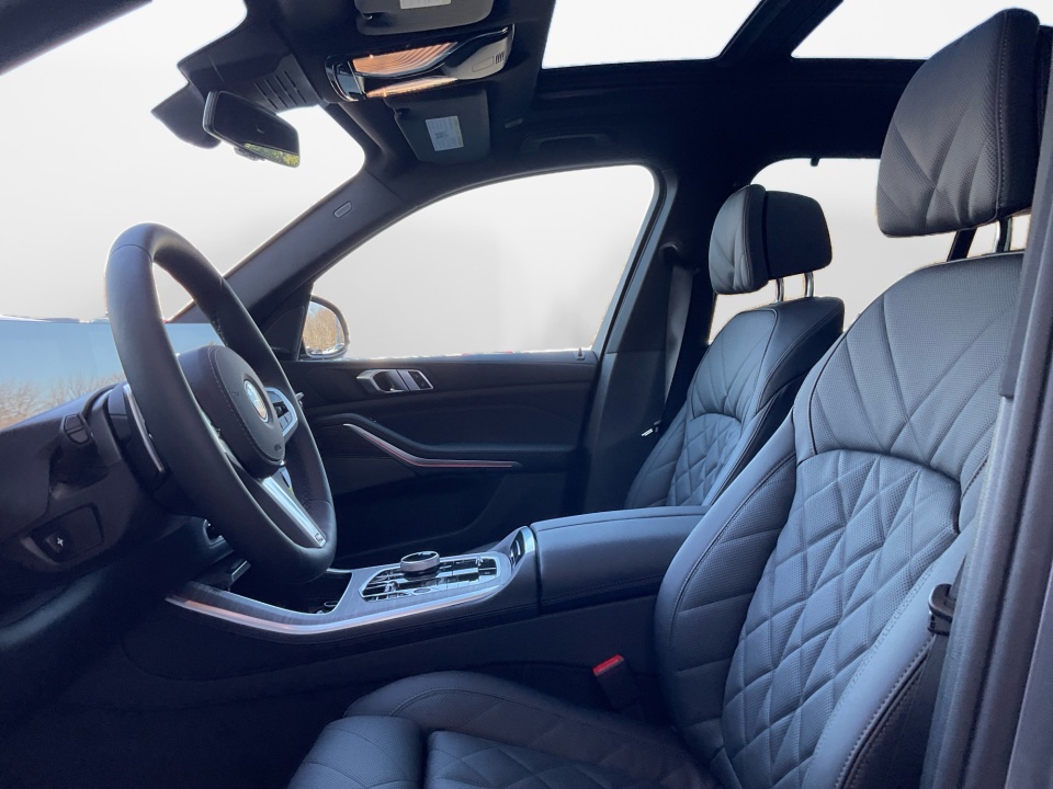 5UX43EU05T9354773 2026 BMW X5 PHEV xDrive50e