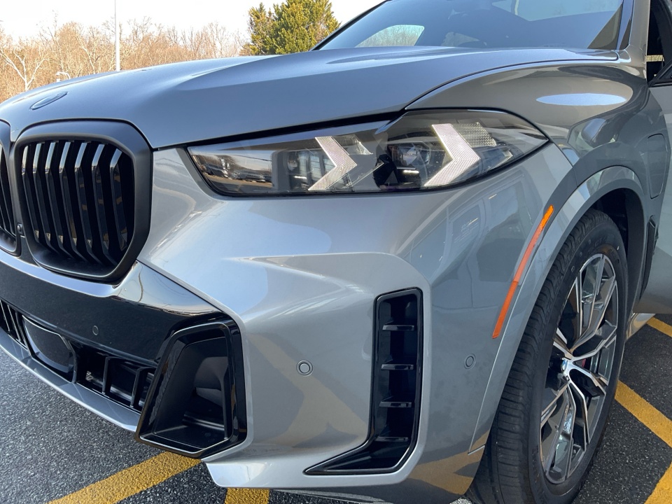 5UX43EU05T9354773 2026 BMW X5 PHEV xDrive50e