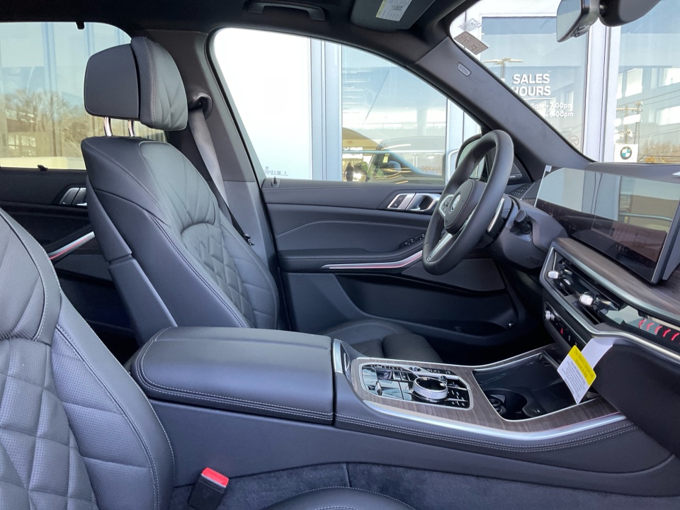 5UX43EU05T9354773 2026 BMW X5 PHEV xDrive50e