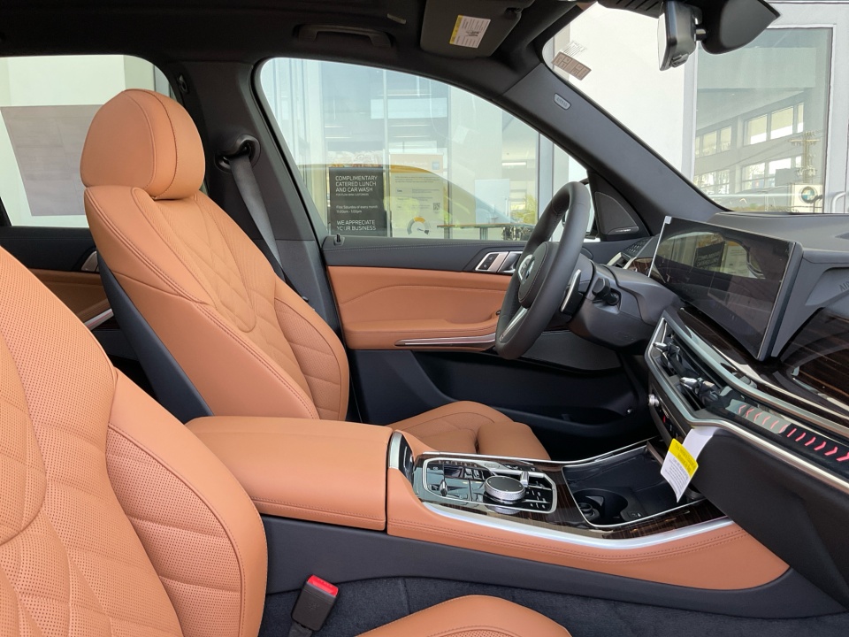 5UX43EU06T9411630 2026 BMW X5 PHEV xDrive50e