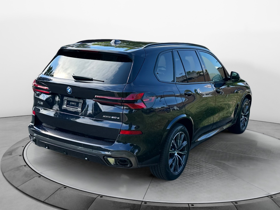 5UX43EU07T9450968 2026 BMW X5 PHEV xDrive50e