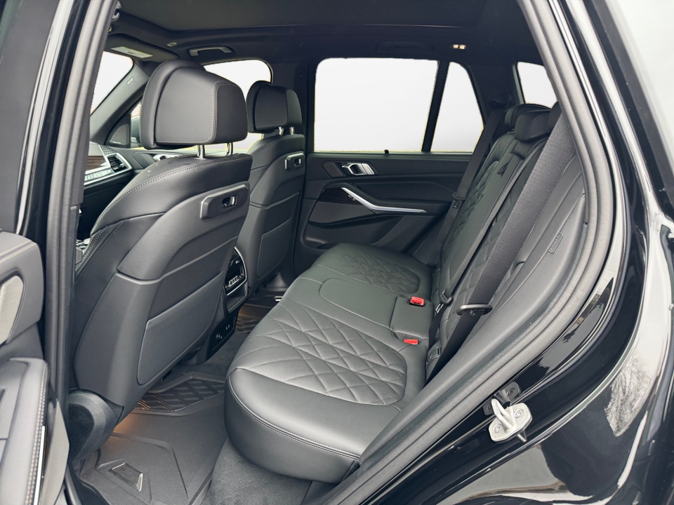 5UX43EU08T9380168 2026 BMW X5 PHEV xDrive50e