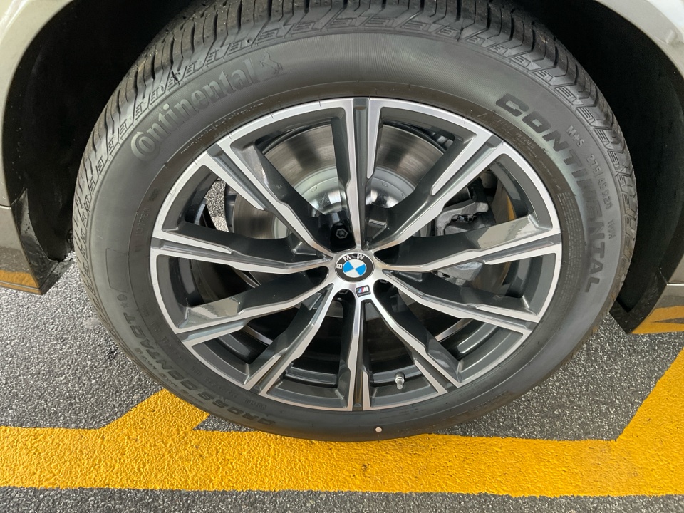 5UX43EU09T9364271 2026 BMW X5 PHEV xDrive50e