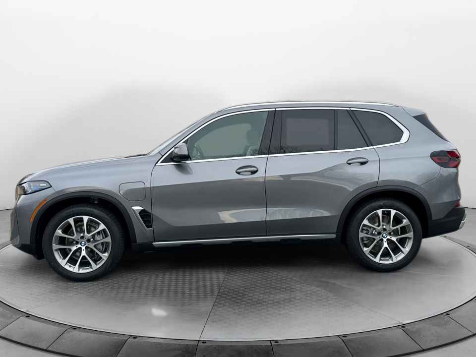 5UX43EU09T9373505 2026 BMW X5 PHEV xDrive50e