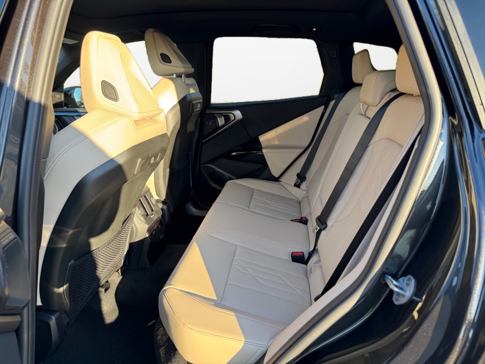 5UX73GP06T9303965 2026 BMW X3 M50 xDrive