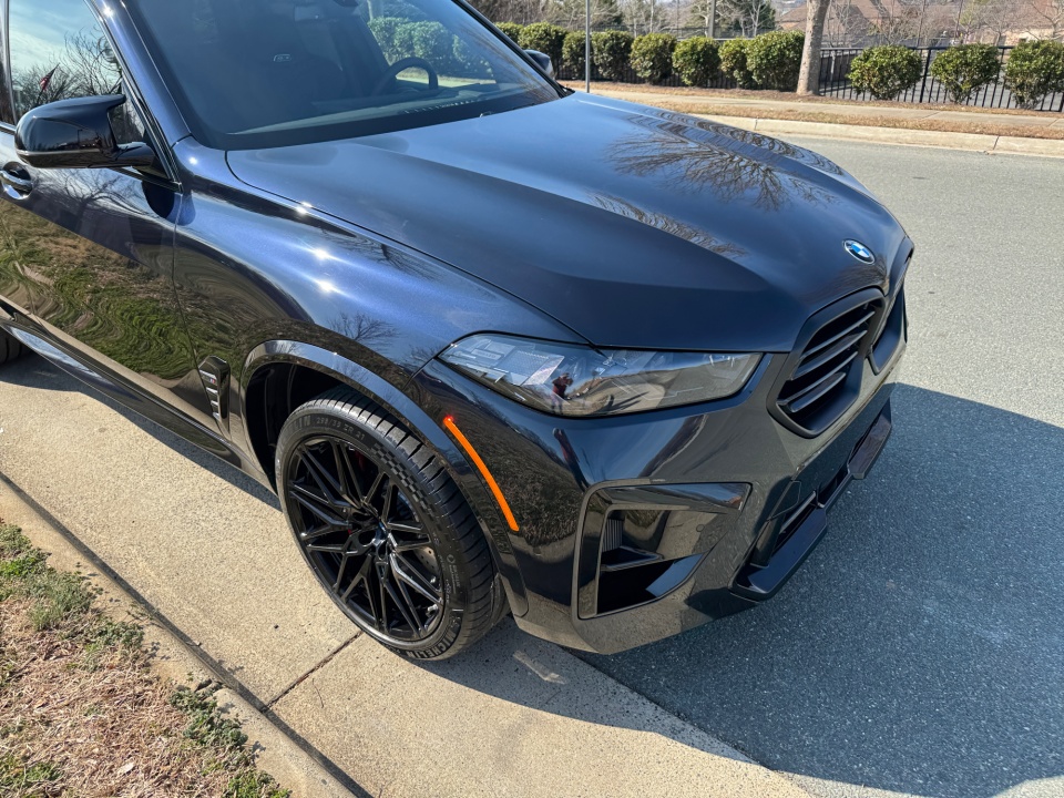 5YM13ET02T9384813 2026 BMW X5 M Competition