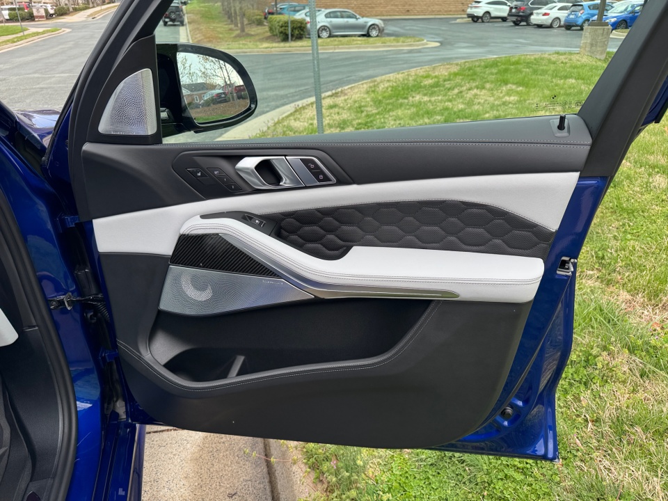 5YM13ET06T9409356 2026 BMW X5 M Competition