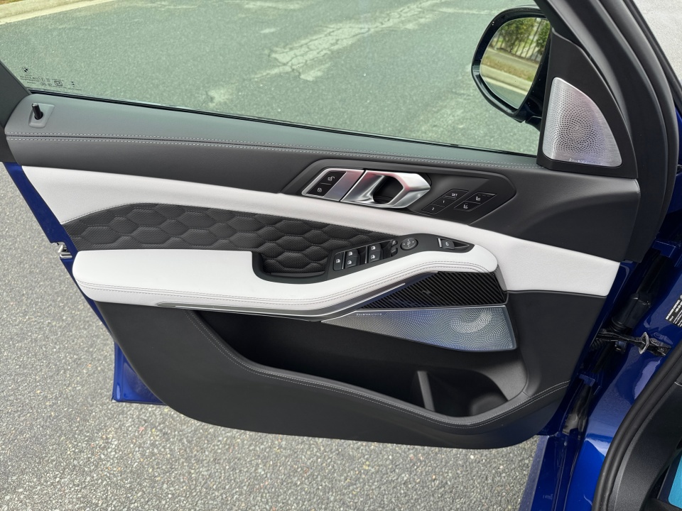 5YM13ET06T9409356 2026 BMW X5 M Competition