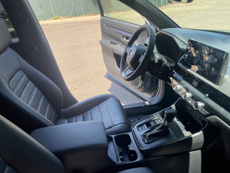 7FARS6H98TE133137 2026 Honda CR-V Hybrid AWD Sport Touring
