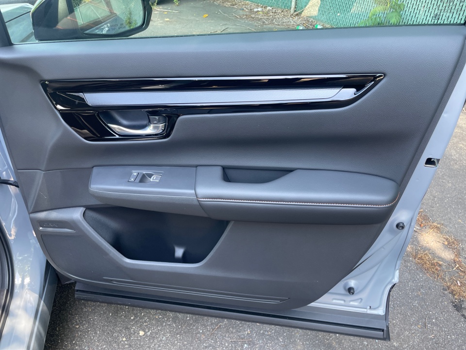 7FARS6H98TE133137 2026 Honda CR-V Hybrid AWD Sport Touring