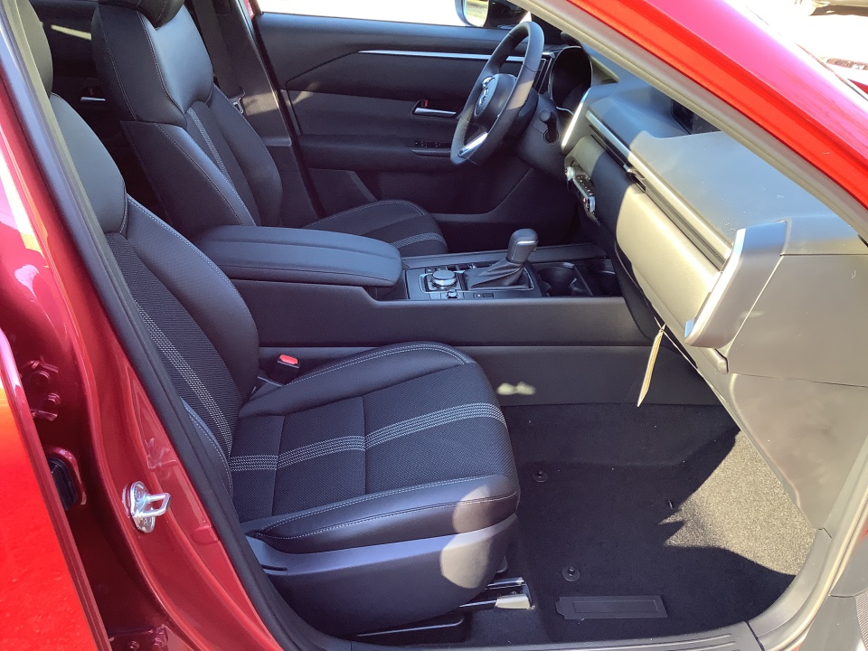 7MMVAABW6TN159977 2026 Mazda CX-50 Hybrid Preferred