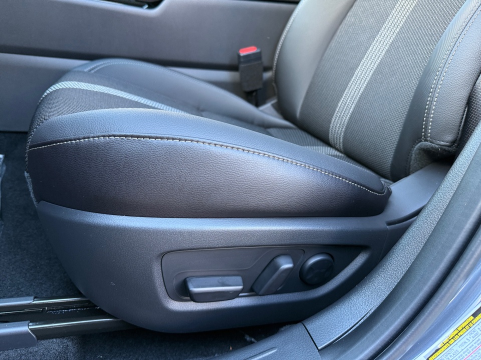 7MMVAABW8TN147829 2026 Mazda CX-50 Hybrid Preferred