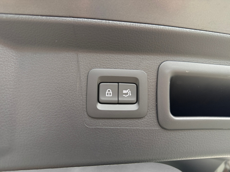 7MMVAABW8TN156207 2026 Mazda CX-50 Hybrid Preferred